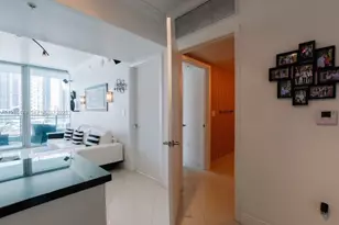 92 SW 3rd St, Miami, FL 33130 - Photo 15