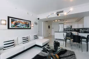 92 SW 3rd St, Miami, FL 33130 - Photo 5