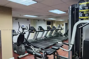 2951 S Bayshore Dr, Miami, FL 33133 - Photo 25