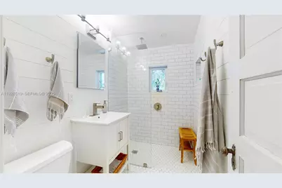 2607 N Greenway Dr, Coral Gables, FL 33134 - Photo 29