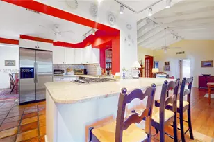 2607 N Greenway Dr, Coral Gables, FL 33134 - Photo 9