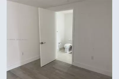 121 NE 34th St #2406A, Miami, FL 33137 - Photo 9