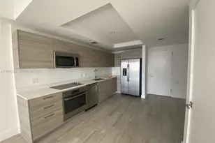 121 NE 34th St, Miami, FL 33137 - Photo 3