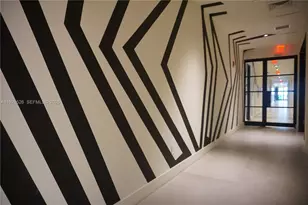 121 NE 34th St, Miami, FL 33137 - Photo 51