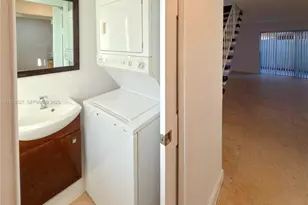 2448 SW 42nd Ave, Fort Lauderdale, FL 33317 - Photo 5