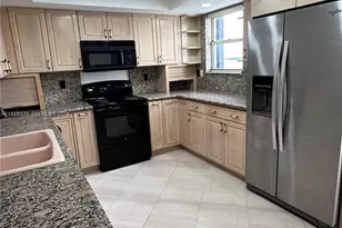 1865 Brickell Ave, Miami, FL 33129 - Photo 7