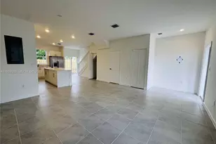 243 SE 11th Ct, Florida City, FL 33034 - Photo 9