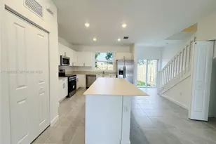 243 SE 11th Ct, Florida City, FL 33034 - Photo 3