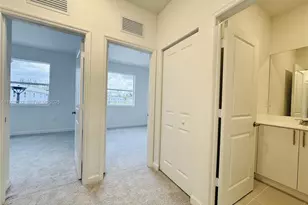 243 SE 11th Ct, Florida City, FL 33034 - Photo 5