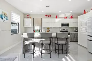 3522 W 86th Terrace, Hialeah, FL 33018 - Photo 7