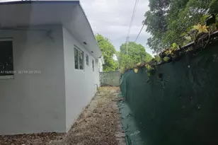 2530 NW 111th St, Miami, FL 33167 - Photo 47