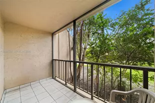 2101 Atlantic Shores Blvd, Hallandale Beach, FL 33009 - Photo 23