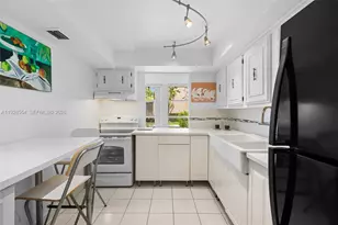 2101 Atlantic Shores Blvd, Hallandale Beach, FL 33009 - Photo 11