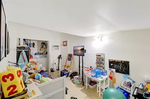 1057 NE 202nd Ln, Miami, FL 33179 - Photo 35