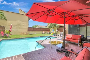 1057 NE 202nd Ln, Miami, FL 33179 - Photo 43
