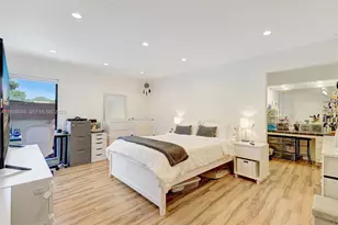 1057 NE 202nd Ln, Miami, FL 33179 - Photo 17