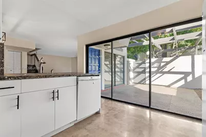 4714 SW 67th Ave #C1, Miami, FL 33155 - Photo 9