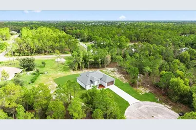 840 Guinne Ln, Lehigh Acres, FL 33974 - Photo 7