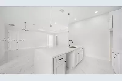 840 Guinne Ln, Lehigh Acres, FL 33974 - Photo 21