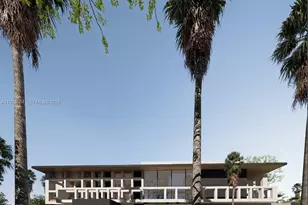 3729 Kumquat Ave, Miami, FL 33133 - Photo 1