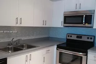 3670 N 56th Ave, Hollywood, FL 33021 - Photo 3