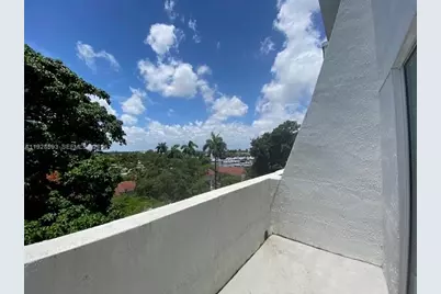 1861 NW S River Dr #702, Miami, FL 33125 - Photo 13