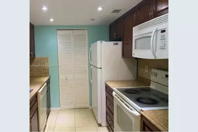 500 NE 2nd St #317, Dania Beach, FL 33004 - Photo 9