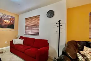 290 NW 109th Ave, Miami, FL 33172 - Photo 5