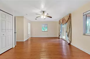 15735 SW 92nd Ave, Palmetto Bay, FL 33157 - Photo 9