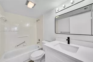 1200 SW 124th Terrace, Pembroke Pines, FL 33027 - Photo 15