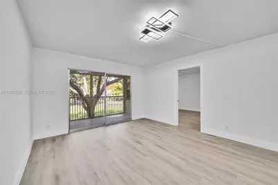 1200 SW 124th Ter #207O, Pembroke Pines, FL 33027 - Photo 11