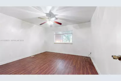 15755 SW 92nd Ave, Palmetto Bay, FL 33157 - Photo 19