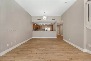 8395 SW 73rd Ave, Miami, FL 33143 - Photo 5