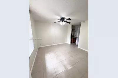 10709 Cleary Blvd #105, Plantation, FL 33324 - Photo 9