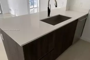 488 NE 18th St, Miami, FL 33132 - Photo 7