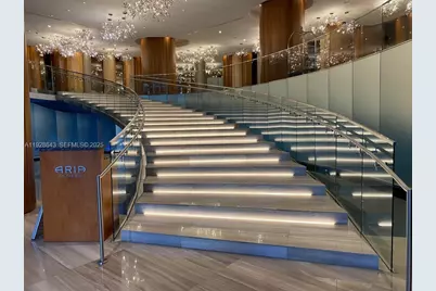 488 NE 18th St #1804, Miami, FL 33132 - Photo 3