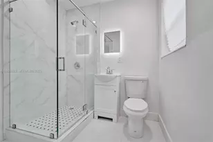 1041 NE 169th St, Miami, FL 33162 - Photo 21