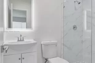 1041 NE 169th St, Miami, FL 33162 - Photo 25