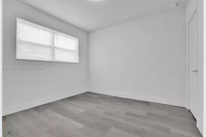 1041 NE 169th St, Miami, FL 33162 - Photo 13