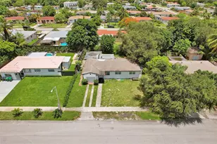 1041 NE 169th St, Miami, FL 33162 - Photo 31