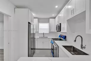 1041 NE 169th St, Miami, FL 33162 - Photo 19