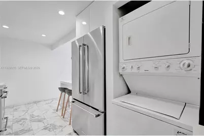 19707 Turnberry Way #16C, Aventura, FL 33180 - Photo 17