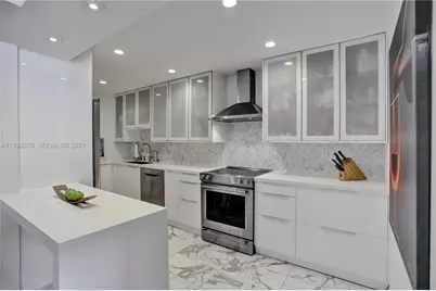 19707 Turnberry Way #16C, Aventura, FL 33180 - Photo 13