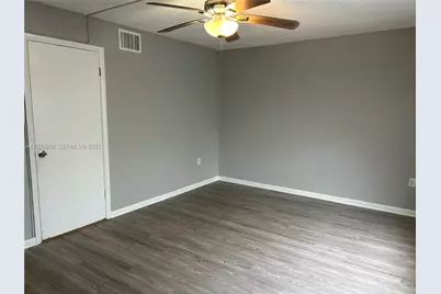 335 SW 20th St #2, Fort Lauderdale, FL 33315 - Photo 11