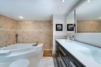 4000 Towerside Ter #1005, Miami, FL 33138 - Photo 9