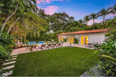 607 Melaleuca Ln, Miami, FL 33137 - Photo 47