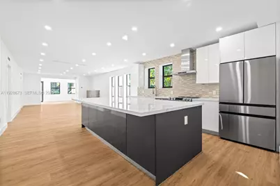 665 NE 117th St, Biscayne Park, FL 33161 - Photo 11