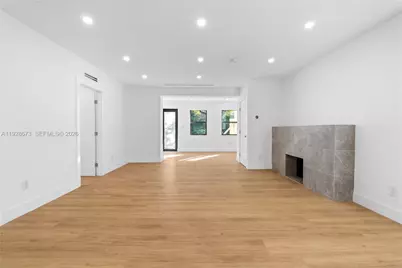 665 NE 117th St, Biscayne Park, FL 33161 - Photo 9