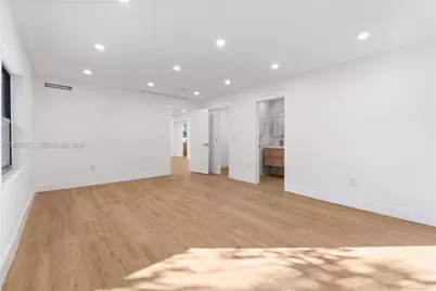 665 NE 117th St, Biscayne Park, FL 33161 - Photo 19