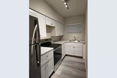 835 Lenox Ave #206, Miami Beach, FL 33139 - Photo 3